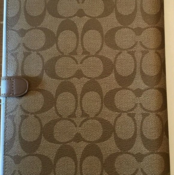 Coach Bundle - Picture 2 of 4